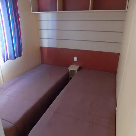 Natur Camping Bungalow T3 - 9 بيت للعطل باتاياس